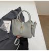 Bolsa Tote de Mão Popular em Couro Macio para Mulheres, Novo Estilo 2025, Bolsa de Ombro Único Versátil e Fashion, Bolsa Transversal para o Dia a Dia