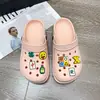 Zuecos de moda para mujer, antideslizantes, lindos y femeninos, sandalias de playa de punta cerrada para verano, adecuados para usar al aire libre, zapatos de enfermera, pantuflas de suela gruesa