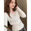Camiseta interior básica LEKA de color liso con escote en V y encaje, nueva colección otoño 2026, top interior minimalista estilo coreano para mujer