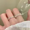 Anillo Elegante de Gama Alta para Mujer con Encaje Calado Abierto Estilo Ins Diseño de Nicho Anillo para el Dedo Índice
