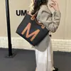 Bolso Tote de Alta Gama Transfronterizo Nuevo Primavera 2026 Vintage Gran Capacidad Moda Versátil Nicho Bolso de Hombro de Mano