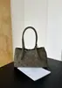 Coleção Outono/Inverno 2026 Nova Tendência de Moda Bolsa de Ombro/Mão Grande de Camurça Tecida Feita à Mão