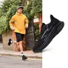 Zapatillas de Running Hongxing Erke Curious Verano Nuevos Zapatos de Hombre Amortiguadores Rebote Zapatos Deportivos Suela Blanda Ligeros Zapatos para Correr para Hombre