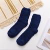 Meias de Inverno de Veludo Coral Transfronteiriças Meias Masculinas de Meio Veludo para Casa Veludo Grosso Quente Meias de Chão para Dormir Meias Masculinas de Cano Médio