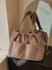 Bolsa tote grande de estilo coreano para mulheres, novo modelo de verão 2026, bolsa de mão simples de cor sólida, bolsa de ombro de veludo cotelê