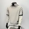 Nova Camiseta Base Masculina para Primavera e Verão com Bordado, Moletom Gola Redonda com Design de Letras, Top Estiloso e Versátil