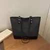 Bolso de Hombro Tote de Alta Capacidad, Elegante, Retro, Sencillo y Versátil para el Verano 2026