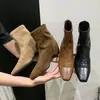 Primer encuentro: Botas de 5 cm para aumentar la altura, botines retro con punta cuadrada tallada para mujer, nuevo estilo otoño/invierno, botas adelgazantes y versátiles