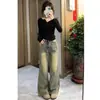 Jeans boca de sino de cintura baixa retrô americano para mulheres, novo estilo de verão 2026, com caimento fluido, modelagem justa, que afina a silhueta, versátil, jeans lavado