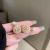 Pendientes de plata con baño de oro real, aguja cuadrada, borla de perla y circonita, pendientes de lujo ligero de alta gama, fabricante de pendientes vintage