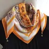 Lenço Quadrado Pequeno Fashion e Estiloso, Lenço de Seda de Algodão Estilo Coreano com Fecho Magnético, Lenço de Pescoço Versátil, Protetor de Pescoço Fino, Sensação de Luxo, Lenço Pequeno