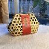 Bolsa de mão hexagonal de bambu trançado Caixa de presente zongzi para o Festival do Barco-Dragão Empresa Hotel Presente festivo Mão