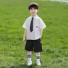 0522 Conjunto de Ropa de Verano para Niños Estilo Academia Camisa de Manga Corta Pantalones Cortos Conjunto de Dos Piezas 2026 Uniforme de Desempeño de Verano para Niños