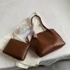 Bolsa Casual Feminina Grande Capacidade 2024 Nova Personalizada Verão Bolsa de Ombro Tendência Casual Classe Roupa de Trabalho Bolsa Tote