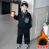 Conjunto de Forro Polar para Niños 2026 Atuendo de Otoño Sudadera con Cuello Polo Fresca y Elegante para Niños Otoño e Invierno Ropa Deportiva Estilo Coreano para Bebé