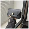 High-end Sense Bag Mulheres 2024 Nova Chegada Baguette Bag Retro Portátil Underarm Bag elegante Menina Ombro Crossbody Small Bag