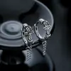 Nuevos Pendientes de Cadena Cruzada para Hombre, Pendientes de Personalidad Retro de Alta Gama para Mujer, Accesorios Modernos y Versátiles al por Mayor