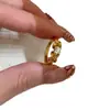 Anillo Trenzado de Oro Vintage con Nudo Cruzado y Diamantes Incrustados, Anillo Exquisito de Moda Simple Retro de Lujo Ligero de Mediados de Siglo