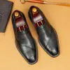 Nuevos mocasines de piel transpirables y suaves para hombre, estilo slip-on, zapatos de piel de negocios casual británicos de moda.