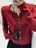 Andy Terciopelo Otoño e Invierno Nuevo Estilo Coreano Casual Bordado de Letras Cuello Redondo Cardigan Tejido Suéter Delgado para Mujer Chaqueta Pequeña de Moda
