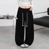 Calça de moletom feminina preta, nova coleção outono 2026, popular este ano, moderna, casual, modelagem solta, esportiva, calça de perna larga, calça de perna curva