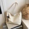 Comercio exterior bolsos populares populares de este año para mujer de gran capacidad 2025 nuevo bolso bandolera retro para el hombro bolso tote casual