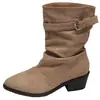 Botas de tornozelo western curtas da moda 2026 com salto grosso francês para mulheres, novo estilo com cano largo e bico fino plissado