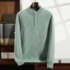 Suéter de Cachemira con Cremallera y Cuello Medio Alto para Hombre Invierno Grueso Tejido Amigable con la Piel Lana Nuevo Estilo 2026 Suéter de Punto de Color Sólido