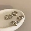 Anel de Ouro Pérola Mousse de Champagne de Alto Padrão Estilo Francês, Anel Elegante e Luxuoso Empilhável com Diamantes para Mulheres