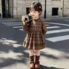 Conjunto de Vestido de Otoño para Niñas 2026 Nuevo Estilo, Atuendo Súper Lindo de Cuadros para Primavera y Otoño para Niñas Pequeñas, Estilo Melard