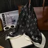 Pañuelo de Seda de Puntos, Estilo Coreano de Alta Gama Versátil Falso Seda 70cm Pañuelo Pequeño, Fajín Decorativo, Lazo para el Cabello, Pañuelo para la Cabeza, Pañuelo para el Cuello