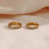 Anillo de Joyería Popular de Moda Ins Europea y Americana Personalizado con Borde Incrustado de Circonita Anillo de Acero Inoxidable Chapado en Oro de 18K con Circonita de Diamante Completo para Mujer
