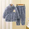 Pijama Nuevo 2024 para Niños y Niñas Traje Infantil Primavera Otoño e Invierno Franela Engrosada Niños Medianos y Grandes Ropa de Casa