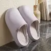 Punta Impermeable Ropa de Exterior Zapatillas de Algodón para Mujer 2026 Otoño/Invierno Nuevo Estilo Hogar Antideslizantes Cálidas Pareja Zapatillas de Algodón con Felpa
