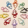 Árbol de Navidad Pintado de Colores Hebilla de Resorte Accesorios para Llavero Hechos a Mano DIY Colgante de Muñeco de Caricatura Color Caramelo