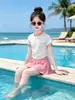 Traje de baño para niñas, Nuevo modelo Verano 2026, Hermoso traje de baño de dos piezas para niños, Traje de baño de alta gama para niñas mayores