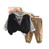 Chaleco para niños versión coreana de traje 2025 primavera y otoño con capucha estilo extranjero conjunto de tres piezas ropa para bebés para niños y niñas