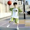 Traje deportivo de dos piezas para verano con shorts y manga corta para niños mayores, conjunto para niños, traje deportivo elegante y moderno