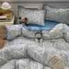Lindo Juego de Cama de Cuatro Piezas de Gasa de Doble Capa de Algodón Acolchado para Hogar y Dormitorio, Adecuado para Todas las Estaciones