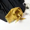 Pañuelo de Seda Floral Artístico y Fresco, Pañuelo Cuadrado Pequeño para el Cuello, Estilo Coreano, 58cm, Pañuelo de Seda 100% Algodón, Tacto de Alta Gama, Cinta para el Cabello, Pañuelo Decorativo para el Cuello