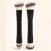 Pincel de base e blush duplo transfronteiriço, ferramenta de beleza de peça única com três cores e cerdas macias, pincel de contorno, pincel para pó solto, pincel de maquiagem