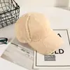 Boné de pelúcia feminino estilo coreano inverno circunferência da cabeça grande pelúcia moderno proteção para as orelhas boné com aba de pato chapéu outono e inverno atacado
