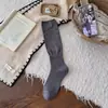 Calcetines de Otoño e Invierno para Mujer Estilo Japonés Color Sólido Canalé Vertical Calcetines de Lana Afelpada Suaves y Pegajosos Versátiles Calcetines Largos para Mujer para Combinar con Botas