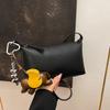 Bolsa de Ombro Minimalista Versátil para Pendulares Design de Nicho 2025 Verão Tendência Nova Moda Versátil Bolsa de Axila
