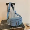 Bolsa de peito de brim da moda para mulheres, bolsa de ombro cruzado única, pequena bolsa casual moderna para viagens ao ar livre, bolsa de cintura verão 2026