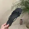 Primer Encuentro Ji Retro Versátil Chanclas de Tira Fina para Mujer Verano Uso Exterior Cómodas Nuevas Planas Dedo del Pie Separado Antideslizantes Estilo Coreano Persona
