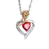 Lujo Ligero Corazón de Amor Zircón Rojo Cadena para Clavícula Rosa Bloqueo de Color Dorado y Plateado Colgante de Corazón Rosa con Zircón