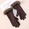 Luvas Quentes Femininas Moda Outono e Inverno Fofas Bordadas Boca de Cabelo Com Veludo Engrossado À Prova de Frio Luvas de Ciclismo para Tela de Toque