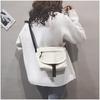 Estilo coreano ins Vintage distinto Lock Messenger Bag Student All-match Solid Color Canvas Shoulder Crossbody Bag Bolsa pequena da menina
