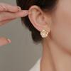 Pendientes de plata S925 con diseño de flores frescas de verano para mujer, estilo coreano, ligeros, de lujo, dulces, joyería de alta gama que combina con todo.